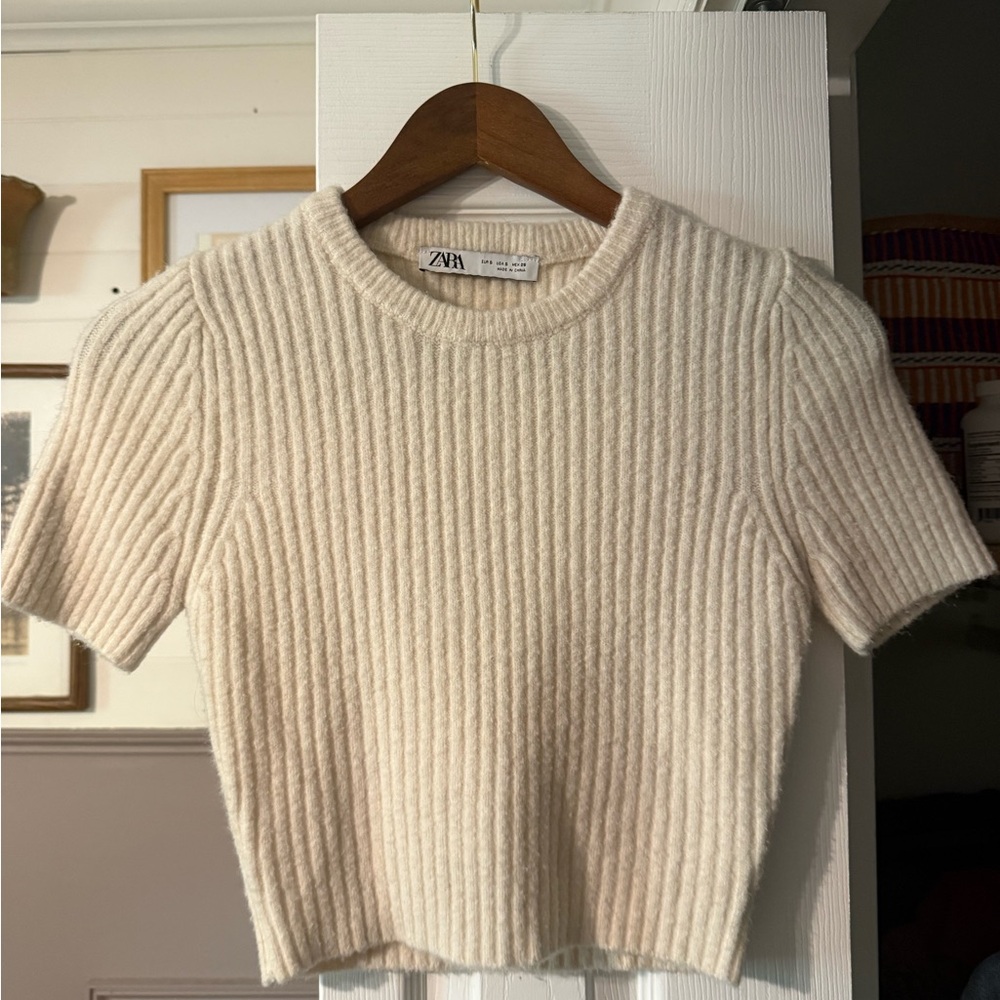 Zara Cream Ribbed Short Sleeve Knit Top